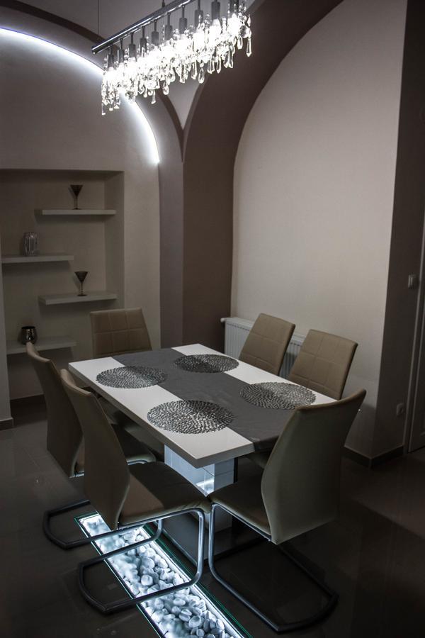 Melior Szallo Eger Extérieur photo